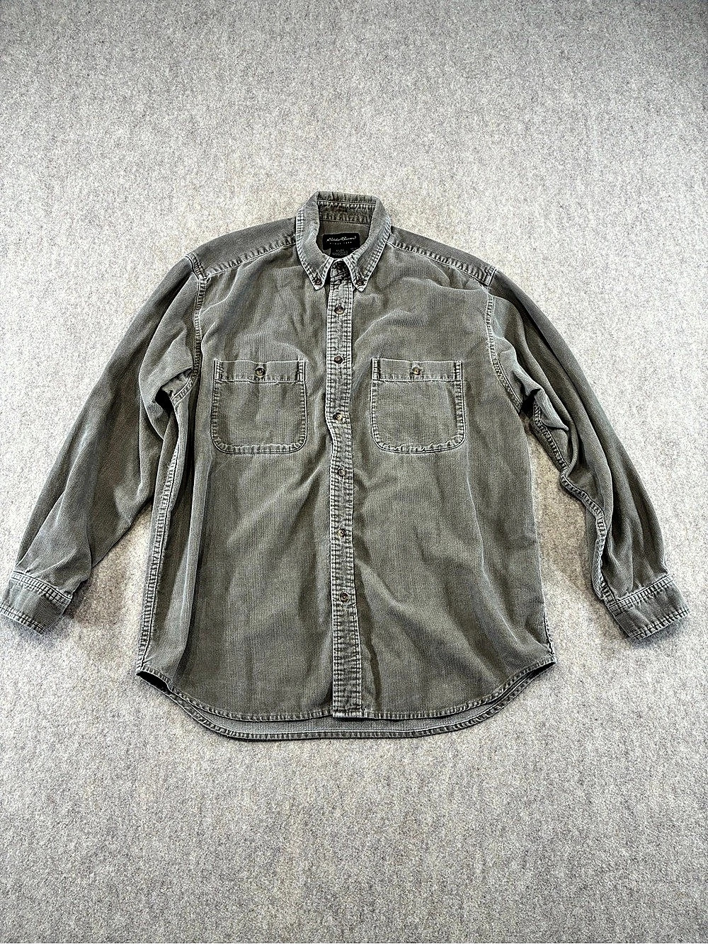 Eddie Bauer Men's M Solid Gray Corduroy Cotton Long Sleeve Button-Up Pockets